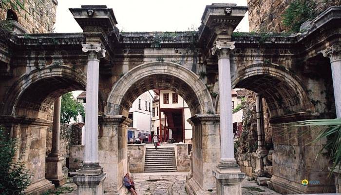 ANTALYA STADSTOUR VANUIT KEMER - EXCURSIES IN KEMER