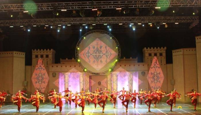 DANSEFORESTILLING FIRE OF ANATOLIA FRA SIDE - UTFLUKTER I SIDE