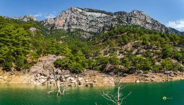 EXCURSION EN BATEAU DANS LE CANYON VERT DEPUIS SIDE - EXCURSIONS � SIDE