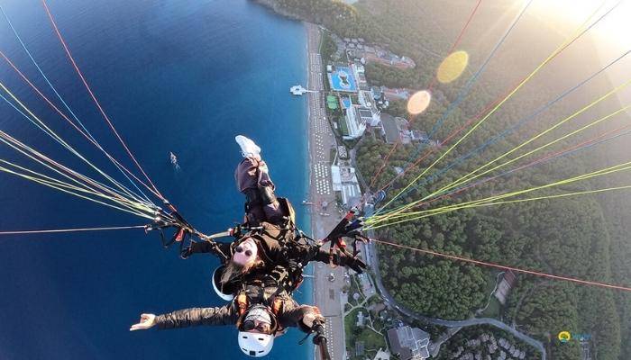 GLEITSCHIRMFLIEGEN IN ANTALYA - AUSFLÜGE IN ANTALYA