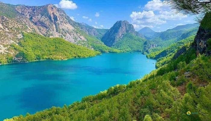 جولة بالقارب في الوادي الأخضر من بيليك - رحلات في بيليك