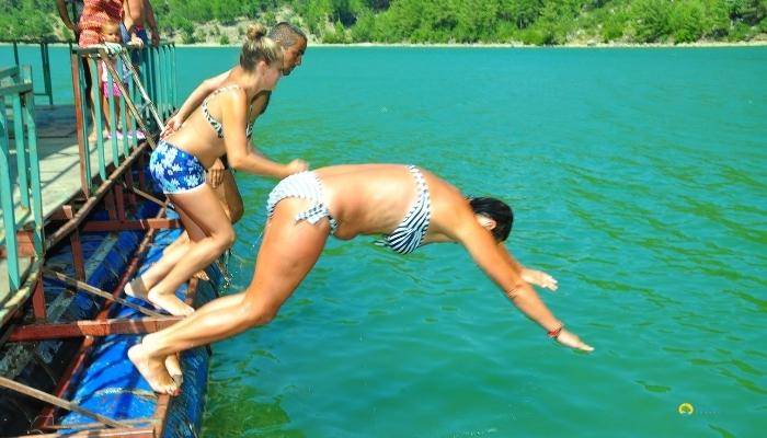 KARACA�REN'DE BALIK AVI VE P�KN�K - KEMER GEZ�LECEK YERLER