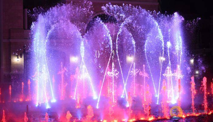 LAND OF LEGENDS NACHTSHOW VON SIDE - AUSFLÜGE IN SIDE