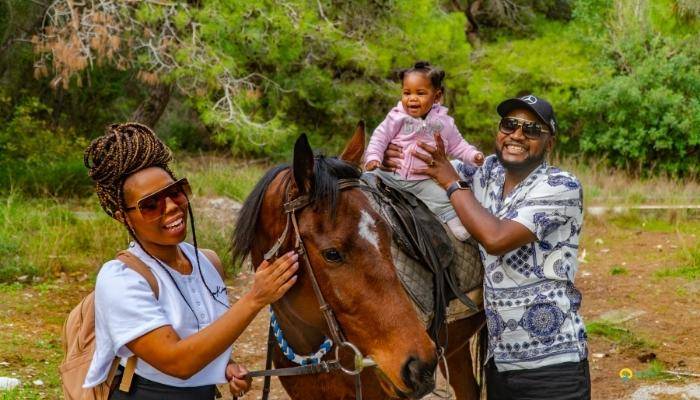 PFERDE REITEN IN KEMER - AUSFLÜGE IN KEMER