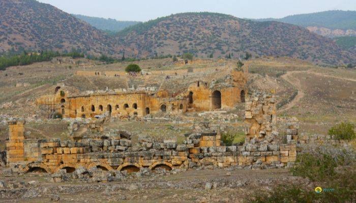 SALDA SJ�EN OG PAMUKKALE TUR FRA ALANYA - UTFLUKTER I ALANYA