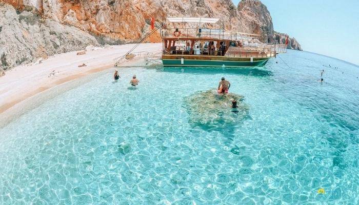 SULUADA B�TTUR FRA BELEK - UTFLUKTER I BELEK