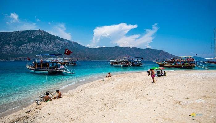 SULUADA B�TTUR FR�N KEMER - UTFLYKTER I KEMER